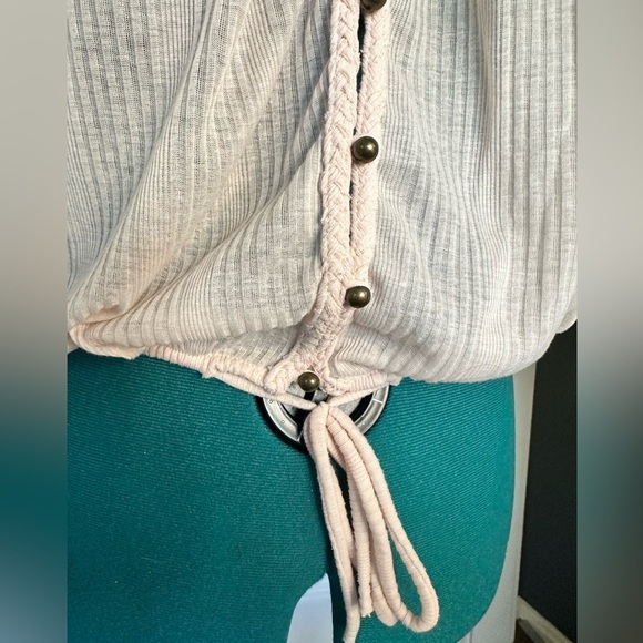 AMERICAN RAG Tops Women small Peach Orange Blouse Sheer V Neckline Tie Hem - Picture 3 of 8